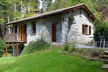 Ferienhaus in Monte Brè sopra Locarno - Casa Romantica in Monte Brè sopra Locarno