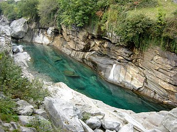 Ferienhaus in Monte Brè sopra Locarno - Verzasca