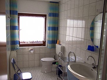 Ferienwohnung in Oberscheidweiler - Badezimmer