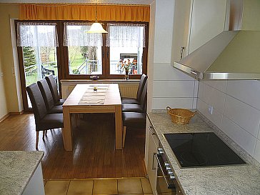 Ferienwohnung in Oberscheidweiler - Küche-Esszimmer