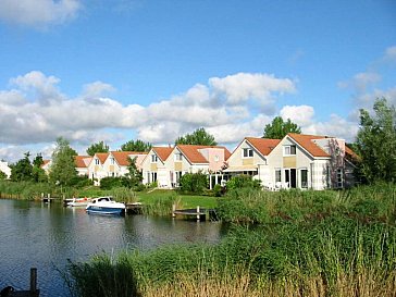 Ferienhaus in Makkum - Bootsstege