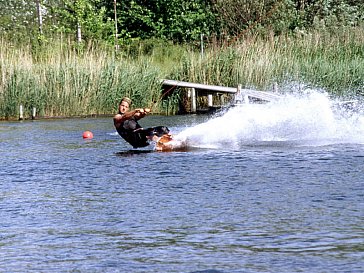 Ferienwohnung in Hooksiel - Wasserskianlage