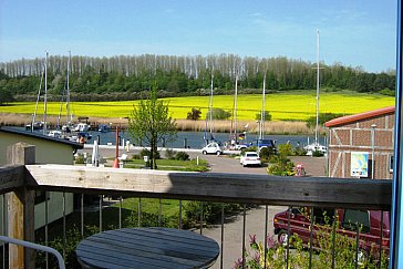 Ferienwohnung in Seedorf - Blick vom Balkon auf den Hafen