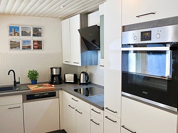 Ferienhaus in Zwenzow - Neue Einbauküche mit Induktionsherd