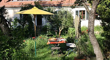 Ferienwohnung in Dresden - Sitzplatz im Garten