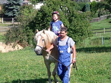 Ferienwohnung in Rathmannsdorf - Geführtes Reiten möglich.