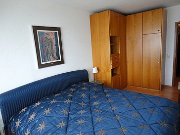 Ferienwohnung in Haffkrug - Schlafzimmer Wohnung 305 mit Balkon und Seeblick
