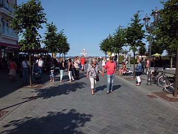 Ferienwohnung in Binz - Die Hauptstrasse in Binz