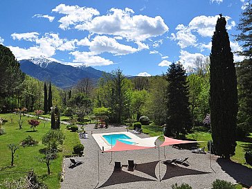 Ferienwohnung in Prades - Park, Pool und Blick auf den Canigou