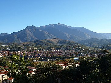 Ferienwohnung in Prades - Die Kleinstadt Prades am Fusse des Mont Canigou