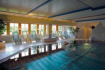 Ferienwohnung in St. Ulrich am Pillersee - Das Hallenbad mit wohlingen 30° Wassertemperatur