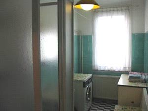 Ferienwohnung in Wien - Badezimmer mit Duschkabine