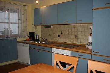 Ferienhaus in Ringelai - Küchenzeile mit Geschirrspüler