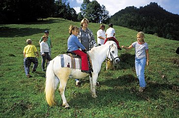 Ferienwohnung in Kaprun - Frei: Badesee, Therme, Wander- Kinderprogramme..