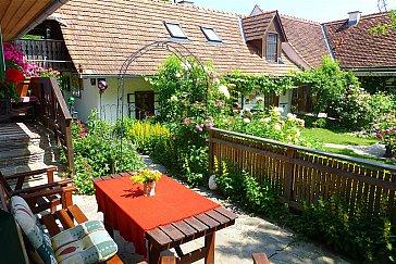 Ferienhaus in Kirchberg an der Raab - Terrasse Romantikstöckl