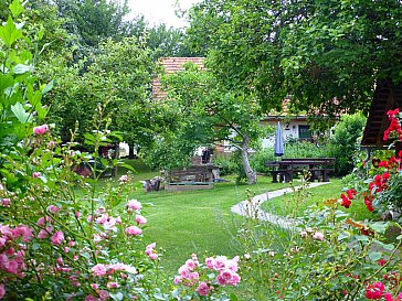 Ferienhaus in Kirchberg an der Raab - Naturgarten altes Gehöft