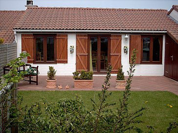 Ferienhaus in De Haan - Terrassenansicht