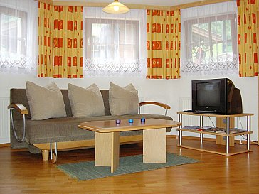 Ferienwohnung in Fusch - Der komfortable Wohnraum mit Kabel-TV, DVD,...