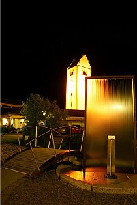 Ferienwohnung in Fusch - Der Fuscher Dorfplatz bei Nacht