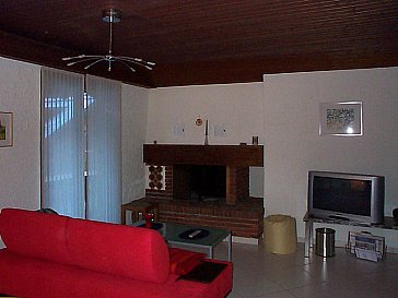 Ferienwohnung in Engelberg - Wohnzimmer mit offenem Kamin