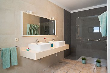 Ferienwohnung in Tias-Puerto del Carmen - Badezimmer