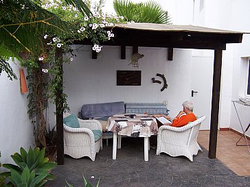 Ferienwohnung in Tarajalejo - Terrasse mit Freisitz - Casa Tamarco