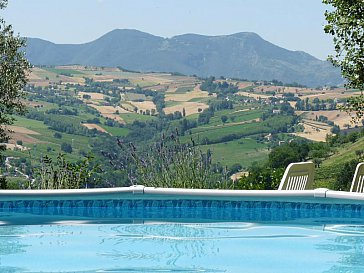 Ferienwohnung in Cupramontana - Atemberaubenden Blick auf die hügelige Landschaft