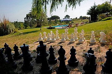 Ferienwohnung in São Teotónio - Ein verträumter Garten mit Swimmingpool