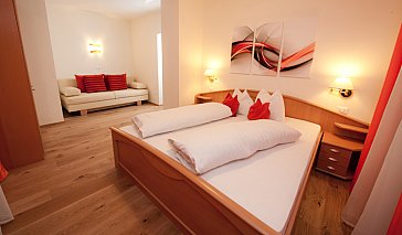 Ferienwohnung in Lana - Schlafzimmer