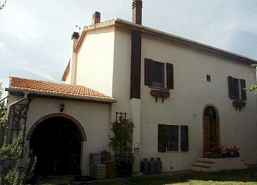 Ferienwohnung in Castellina Marittima - Vorderansicht unserer Casa Santo al Poggio