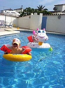 Ferienhaus in Ampuriabrava - Der Pool mit dem riesen Spassfaktor