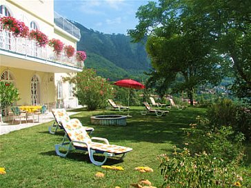 Ferienwohnung in Tignale - Garten mit traumhaftem Blick auf den Gardasee