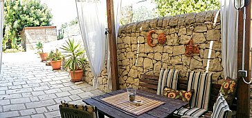 Ferienwohnung in Marina di Ragusa - Private Terrasse mit Grill