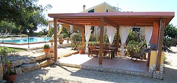 Ferienwohnung in Marina di Ragusa - Gemeinschaftspavillion mit Grill