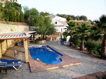 Ferienhaus in Cómpeta - Blick vom Pool auf Casa La Viña - Finca Maroma