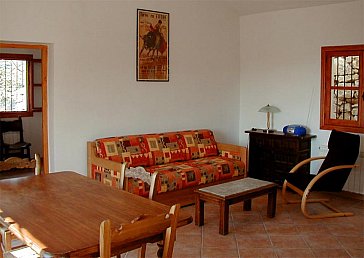 Ferienhaus in Cómpeta - Wohnzimmer mit Schlafcouch 2 x 1,80m
