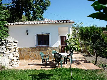 Ferienhaus in Cómpeta - Private Terrasse hinter dem Haus