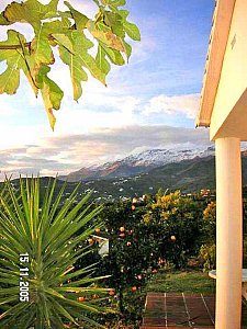 Ferienhaus in Cómpeta - Aussicht auf den Maroma im Winter