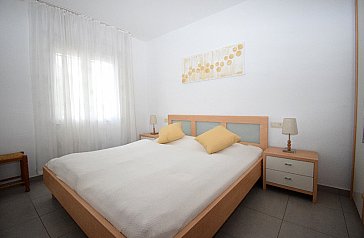 Ferienwohnung in Ampuriabrava - Schlafzimemr mit Doppelbett