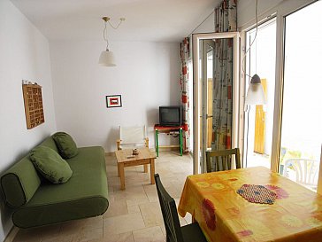 Ferienwohnung in Conil de la Frontera - ... mit dem Wohnraum am Patio