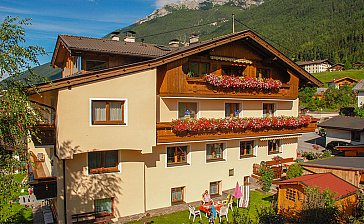 Ferienwohnung in Neustift im Stubaital - Gästehaus Waltraud in Neustift im Stubaital