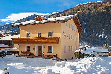 Ferienwohnung in Neustift im Stubaital - Gästehaus Waltraud im Winter