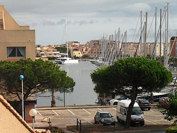 Ferienhaus in Gruissan - Blick von unserer Résidence auf den Hafen