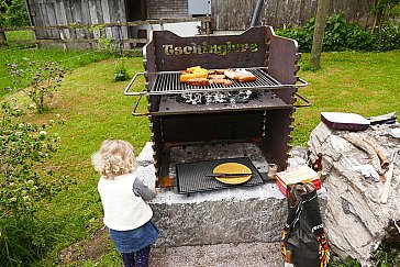 Ferienhaus in Lungern - Gartenfeuerstelle