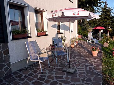 Ferienwohnung in Klingenthal-Aschberg - 3 Sitzecken, 2 Grillplätze und Spielplatz