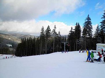 Ferienwohnung in Klingenthal-Aschberg - 4er Doppelmayr Sessellift - 1km lange Piste