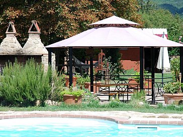 Ferienwohnung in Tuoro sul Trasimeno - Gartenzelt mit Pool und Grill
