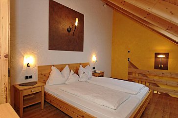 Ferienwohnung in Sand in Taufers - Ferienwohnung Mansarde