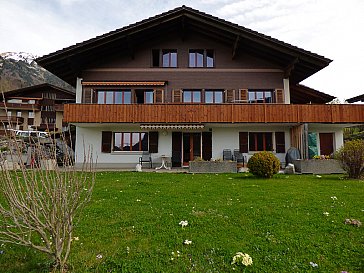 Ferienwohnung in Brienz - 2,5 Wohnung Parterre «Am Schärm» in Brienz