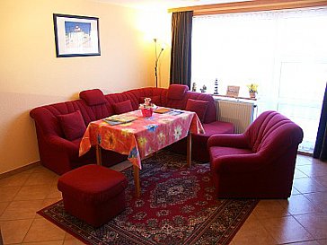 Ferienwohnung in Büsum - Der Wohn- Schlafraum bietet Platz für 4-5 Personen